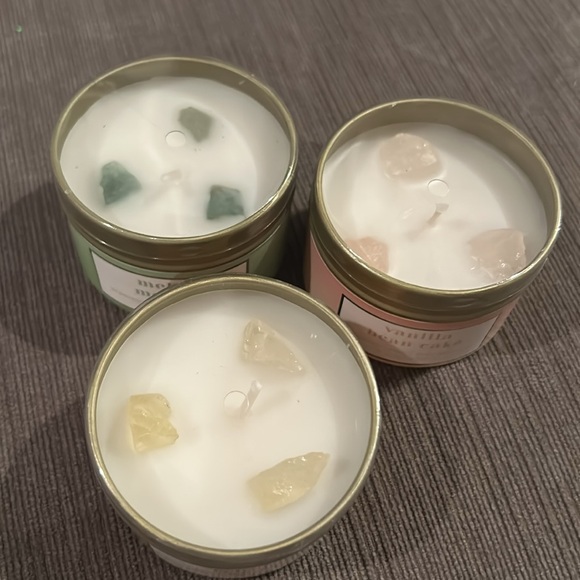 Sented Candle with Crystals 2.4 oz - buyers choice - Picture 2 of 6